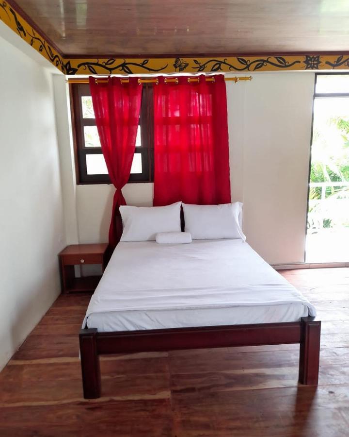 Wikungo Hotel Puerto Narino Exterior photo